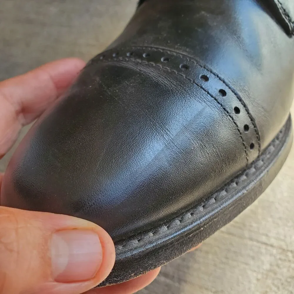 Allen Edmonds Clifton Men's Size 11.5 Black Leather Cap Toe Oxfords Dress Shoes